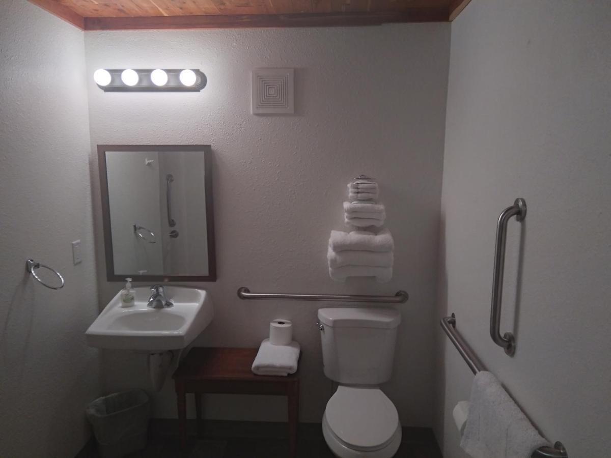 Rothsay Comfort Zone Inn מראה חיצוני תמונה